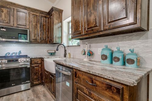 313 Broken, Perrin, TX, 76486-2004 | Card Image