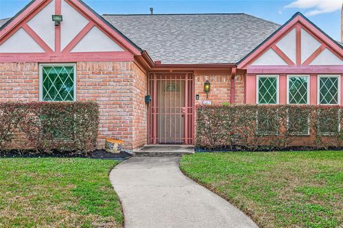 6207 Claridge Drive, Houston, TX, 77096 | Card Image