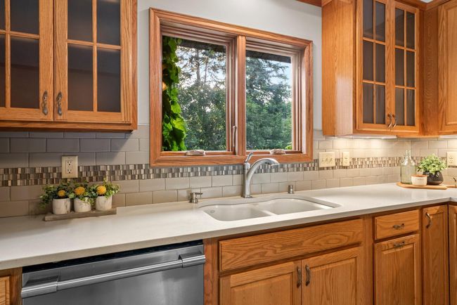 674 Mound Ave, House other with 4 bedrooms, 2 bathrooms and null parking in Shoreview MN | Image 9
