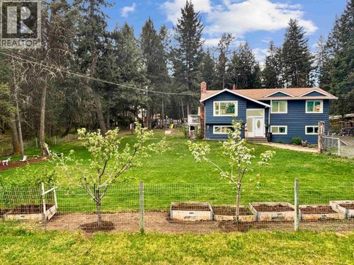 5047 Easzee Dr, 108 Mile Ranch, BC, V0K2E1 | Card Image