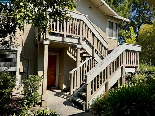 3783 Crow Canyon Rd, San Ramon, CA, 94582-1472 | Card Image