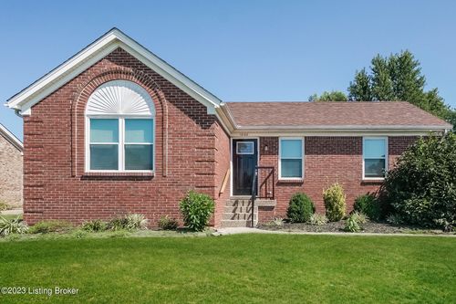 13102 Lavenia Ln, Louisville, KY, 40272-6123 | Card Image