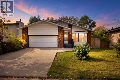 258 Kennedy Cres, Fort Mcmurray, AB, T9K1M8 | Card Image