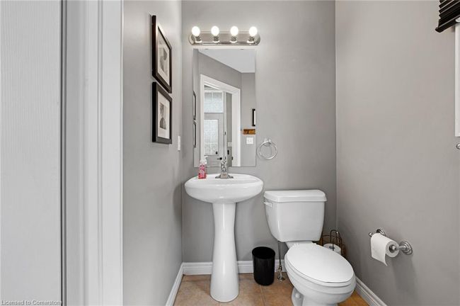 74 Colton Cir, Townhouse with 3 bedrooms, 4 bathrooms and 3 parking in Kitchener ON | Image 7