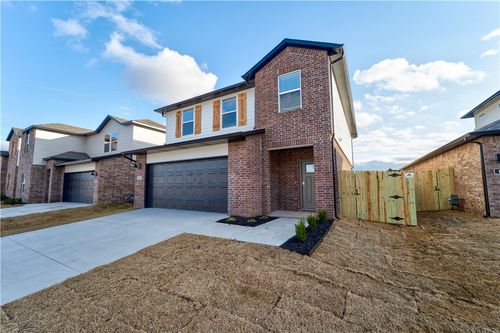 139 S Maroon Ave, Fayetteville, AR, 72704-7224 | Card Image