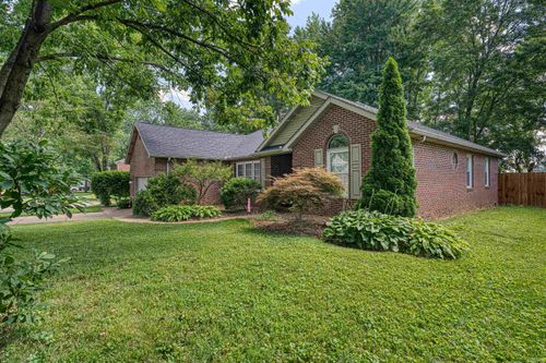 4422 Summer Creek Ln, Newburgh, IN, 47630-8593 | Card Image