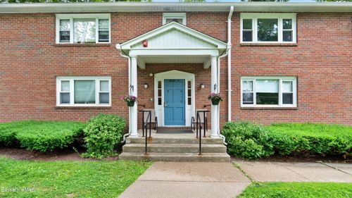 4-4 Morgan Mnr, Lenox, MA, 01240-2563 | Card Image