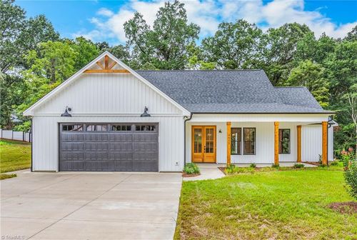 4611 Cedar Farm Lane, Pfafftown, NC, 27040 | Card Image