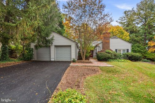 9836 Dellcastle Rd, MONTGOMERY VILLAGE, MD, 20886-1325 | Card Image