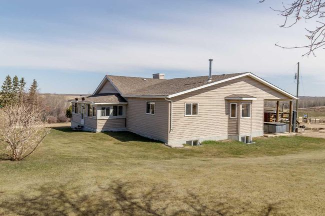 35175 Range Road 230, Home with 4 bedrooms, 2 bathrooms and 6 parking in Rural Red Deer County AB | Image 34