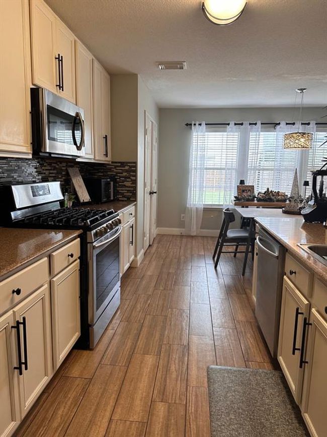 21202 Pinewalk Brook Ln, House other with 4 bedrooms, 3 bathrooms and null parking in Spring TX | Image 18