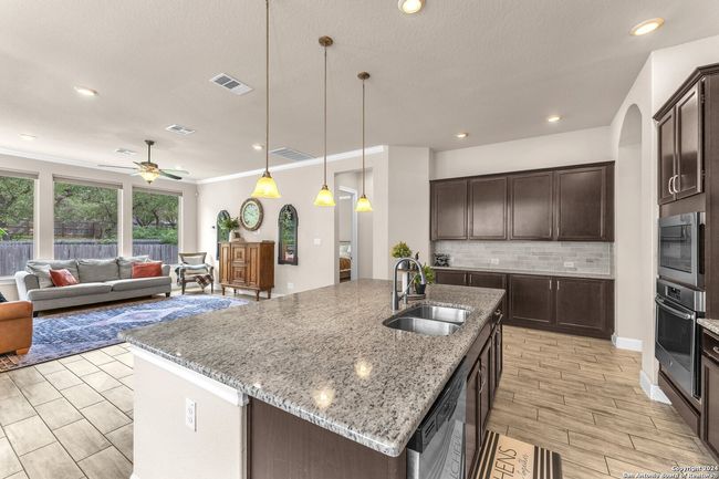 11926 Tower Crk, House other with 5 bedrooms, 4 bathrooms and null parking in San Antonio TX | Image 8