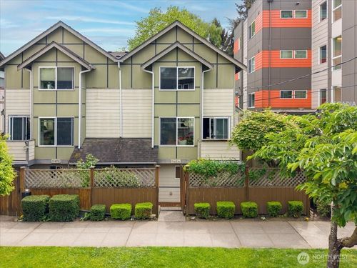 a-1145 N 91st St, Seattle, WA, 98103-4003 | Card Image
