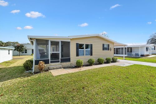 724 Royal Palm Ave, LADY LAKE, FL, 32159-1321 | Card Image