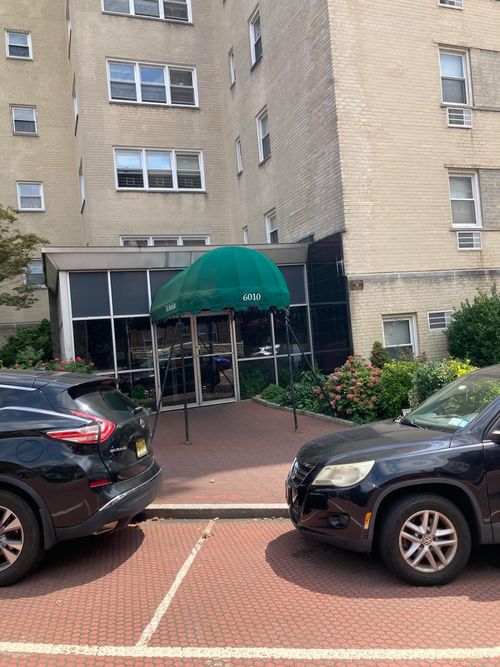 apt-82-6010 Kennedy Blvd E, West New York, NJ, 07093-3822 | Card Image