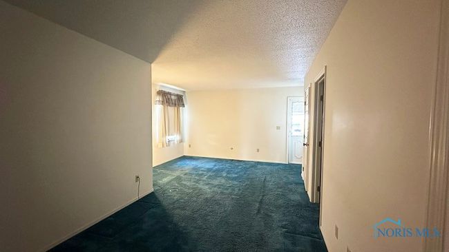 APT-28 - 1401 Van Buren St, Condo with 2 bedrooms, 2 bathrooms and 2 parking in Fostoria OH | Image 9