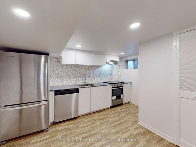 206 Howard Park Ave, House other with 5 bedrooms, 4 bathrooms and null parking in Toronto ON | Image 43