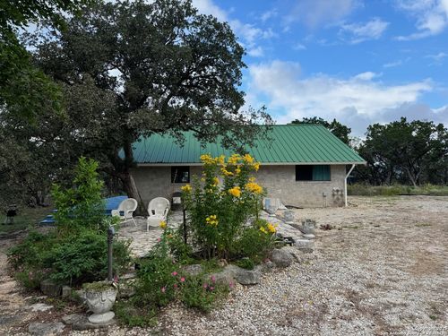 13417 State Highway 16 N, Medina, TX, 78055-3597 | Card Image