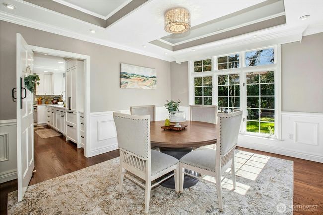 8150 Evergreen Ln, House other with 5 bedrooms, 4 bathrooms and 3 parking in Mercer Island WA | Image 8