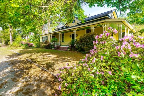 524 Carthage St, Cameron, NC, 28326-6382 | Card Image