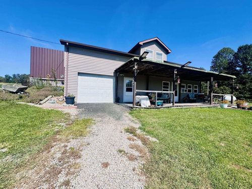 4660 Ej Ross Ln, Stockport, OH, 43787-9427 | Card Image