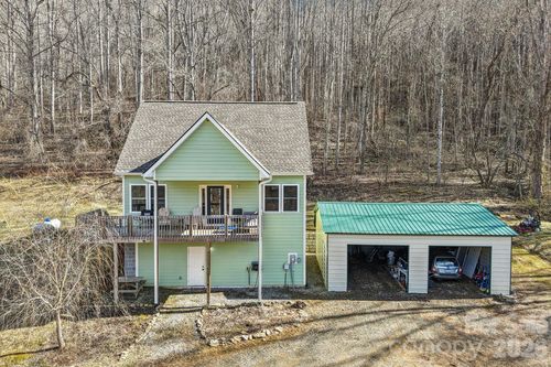 530 Wilson Cove Rd, Canton, NC, 28716-7018 | Card Image