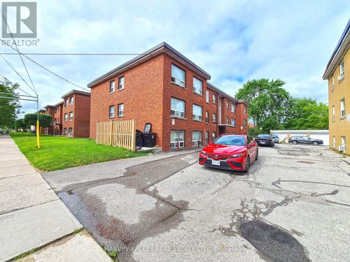 10-2434 Keele St, North York, ON, M6L2N2 | Card Image