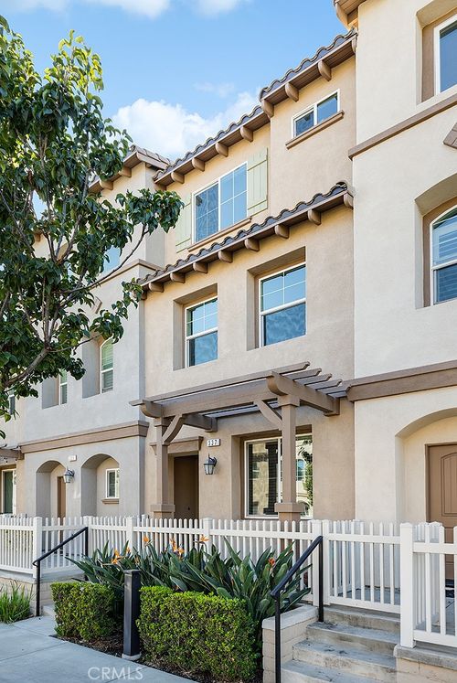 337 N Fenimore Ave, Azusa, CA, 91702-3924 | Card Image