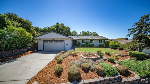 450 Mountain View Drive, Martinez, CA, 94553 | Card Image