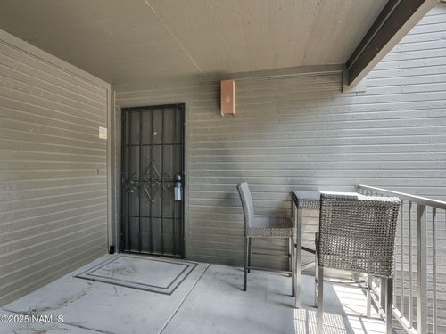 260-1185 W University Ave, Flagstaff, AZ, 86001-7145 | Card Image