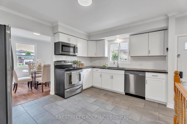 90 Ashbury Ave, House other with 7 bedrooms, 2 bathrooms and 4 parking in London ON | Image 13