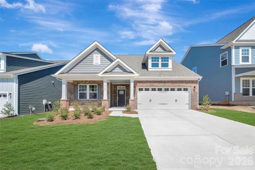 12109 Avienmore Dr, Charlotte, NC, 28278-0281 | Card Image