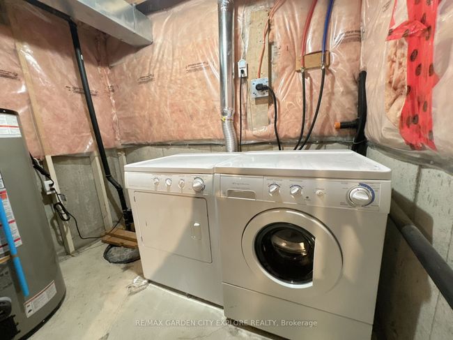 25 Chloe St, House attached with 3 bedrooms, 2 bathrooms and 1 parking in Saint Catharines ON | Image 17