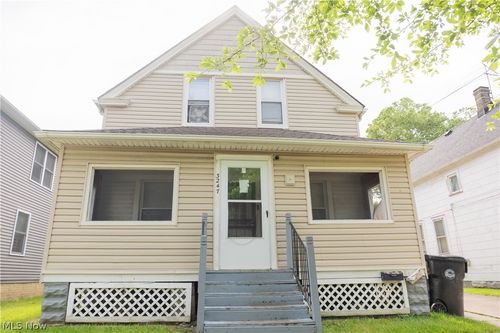 3247 W 56th St, Cleveland, OH, 44102-5751 | Card Image