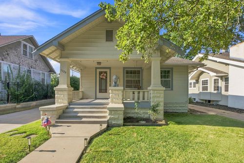 3325 Chatfield Pl, Wichita, KS, 67208-3208 | Card Image