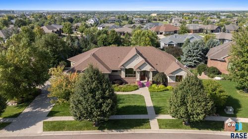 7500 S Ridgestone Dr, Sioux Falls, SD, 57108-1551 | Card Image