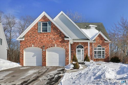 60-60 Sonoma Ln, Middletown, CT, 06457-2077 | Card Image