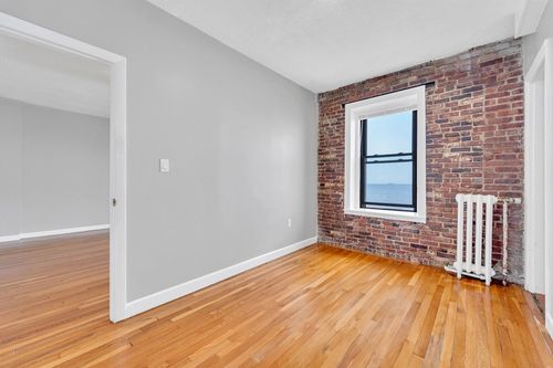 apt-207-285 Lynn Shore Dr, Lynn, MA, 01902-4915 | Card Image