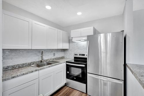 211 Sheffield I, West Palm Beach, FL, 33417-1513 | Card Image