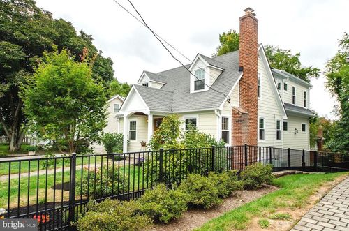 2013 N Madison St, ARLINGTON, VA, 22205-3313 | Card Image