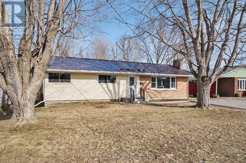 10 Duke Street, Brockville, ON, K6V3J1 | Card Image