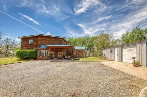 811 S State Ave, Elk City, OK, 73644-6302 | Card Image