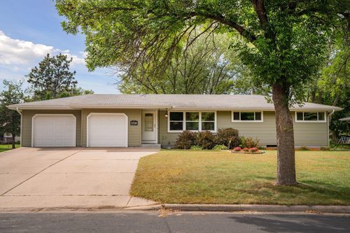 11516 Jonquil St Nw, Coon Rapids, MN, 55433-2862 | Card Image