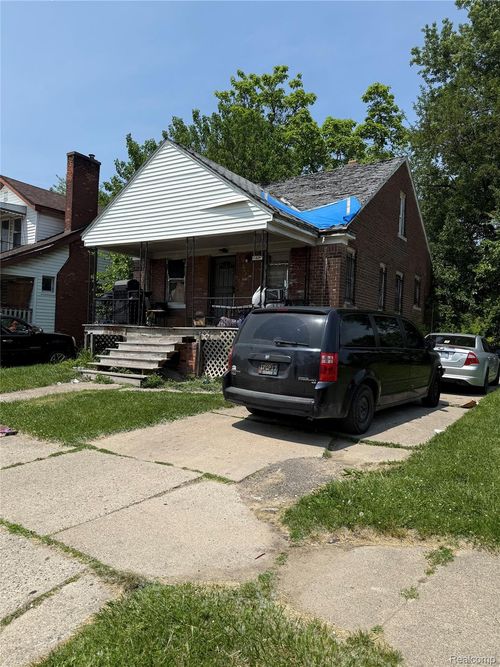 147 Church St, Highland Park, MI, 48203-2835 | Card Image