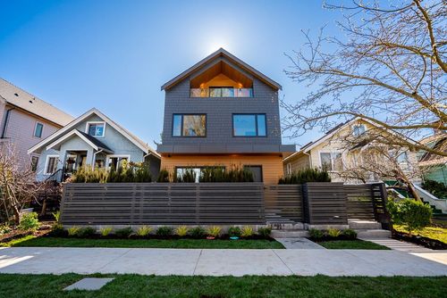 1-372 E 37th Ave, Vancouver, BC, V5W1E7 | Card Image