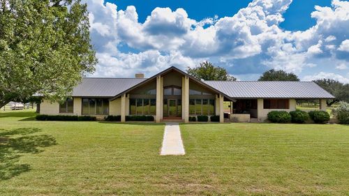 325 County Road 389, Fredonia, TX, 76842-1502 | Card Image