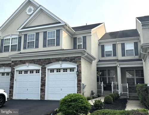 19 Wharton Dr, GLEN MILLS, PA, 19342-9512 | Card Image