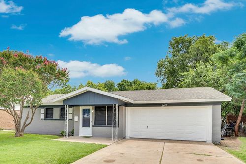1744 Gill St, Blue Mound, TX, 76131-1135 | Card Image