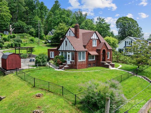 159 Pine Ave, Spruce Pine, NC, 28777-2733 | Card Image