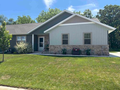 5313 N Wright Road, Janesville, WI, 53563 | Card Image